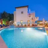 Villa Tasha