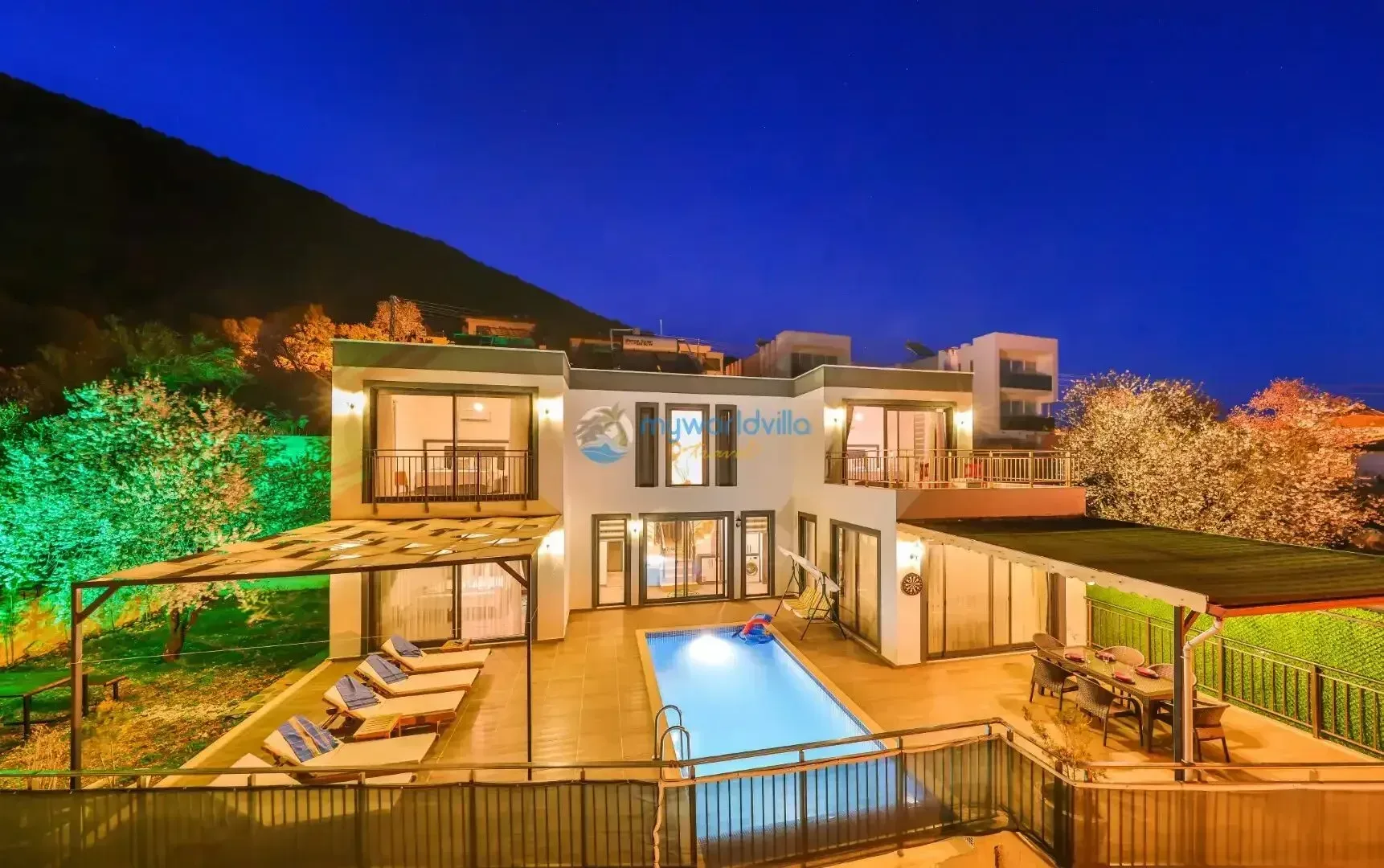 Villa Alpanos Ağaç Evleri