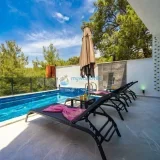 Villa Astanos 1