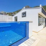 Villa Cratos Luxury