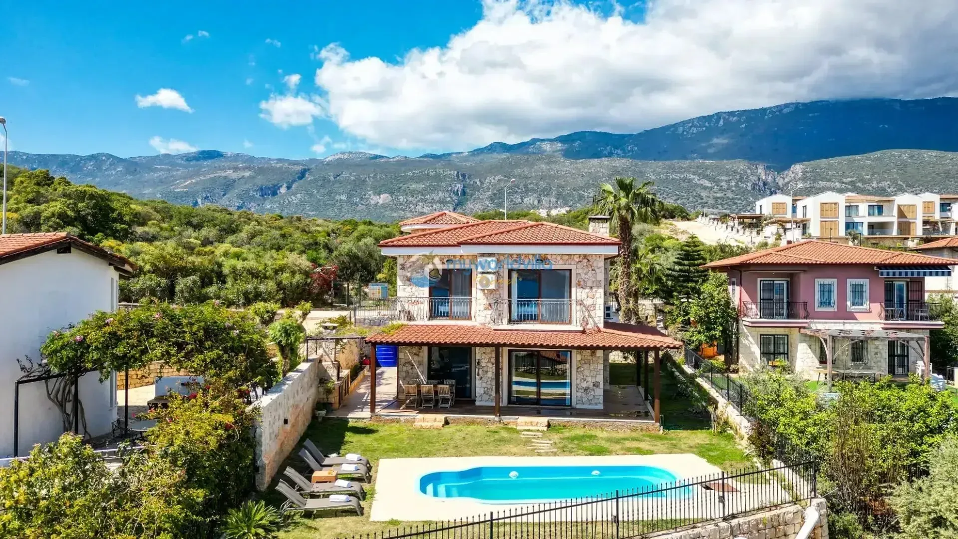 Villa Meiza
