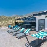 Villa Pelit